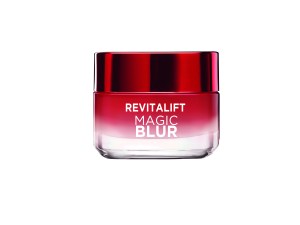 Soin_de_jour_Revitalift_Magic_Blur