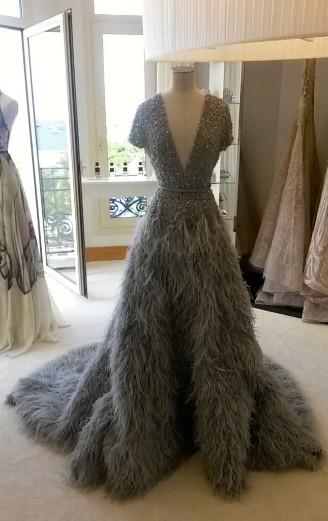 Cette robe Elie Saab portée par Naomi Watts en ouverture du Festival a eu droit à une exposition inespérée grâce à une photo intimiste postée par la styliste de l'actrice sur Instagram